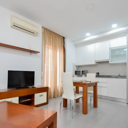 Apartamento Aloja T Gran Vía Ii *