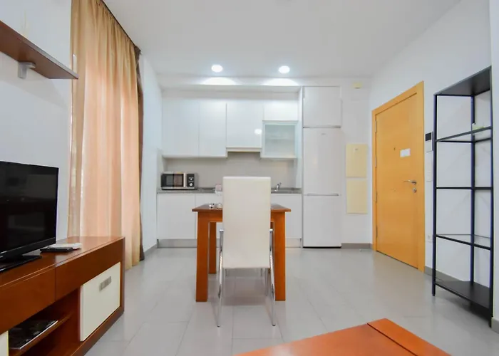 Apartman Aloja T Gran Via Ii *